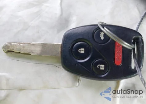 2010 Honda Accord 2.4 Lx из США, поврежденный, VIN 1HGCP2F35AA098848